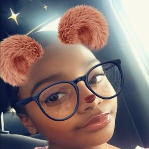 Meet your Posher, Kalia